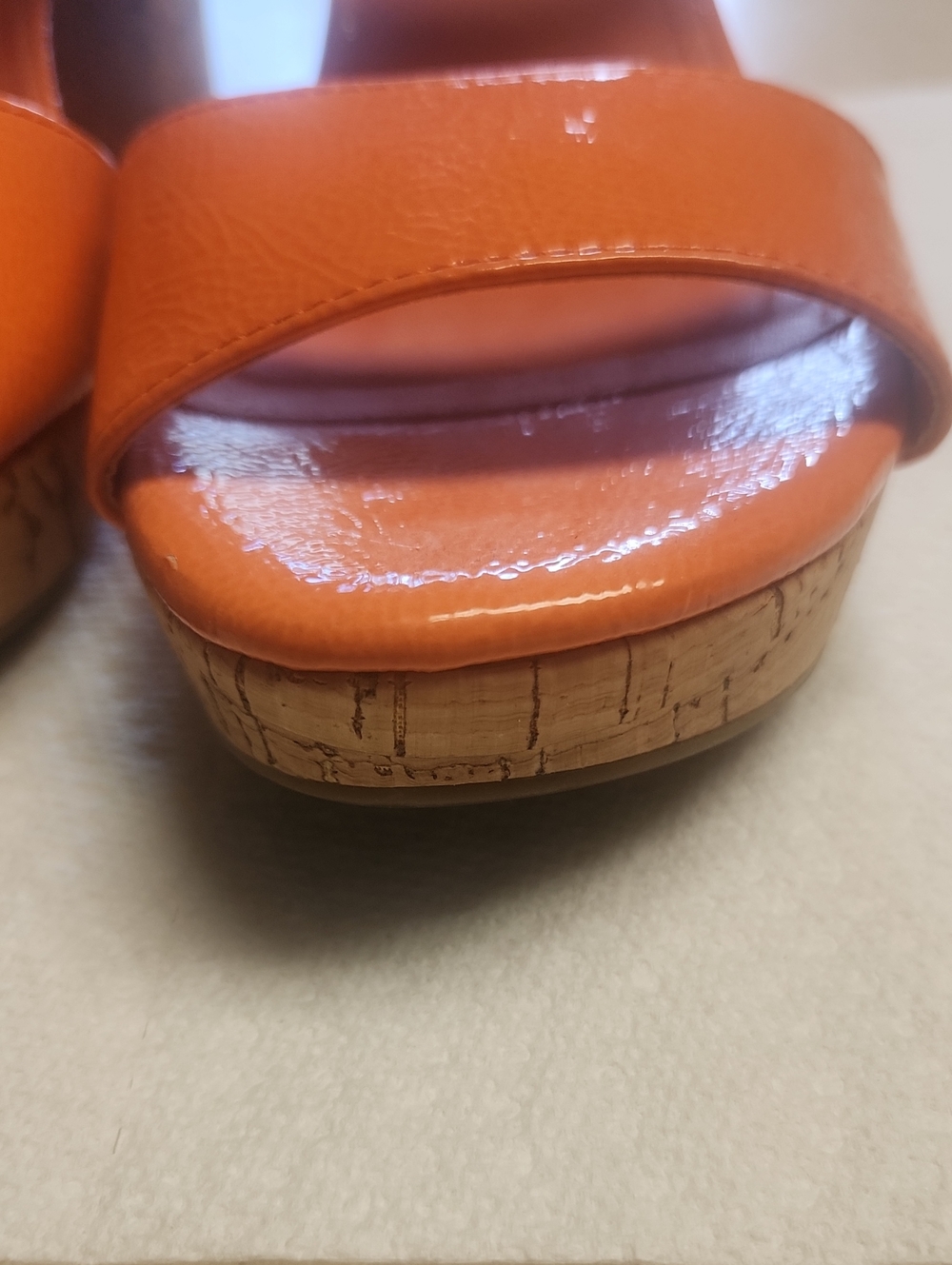 Kenneth Cole Reaction Orange Patent Block Heel Sandals, Women's Size 7.5, GUC - Picture 5 of 9